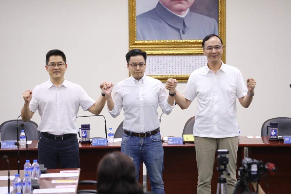 挺郭派雷聲大雨點小 國民黨中常會未出現「換侯」相關提案 272 挺郭派雷聲大雨點小 國民黨中常會未出現「換侯」相關提案 271