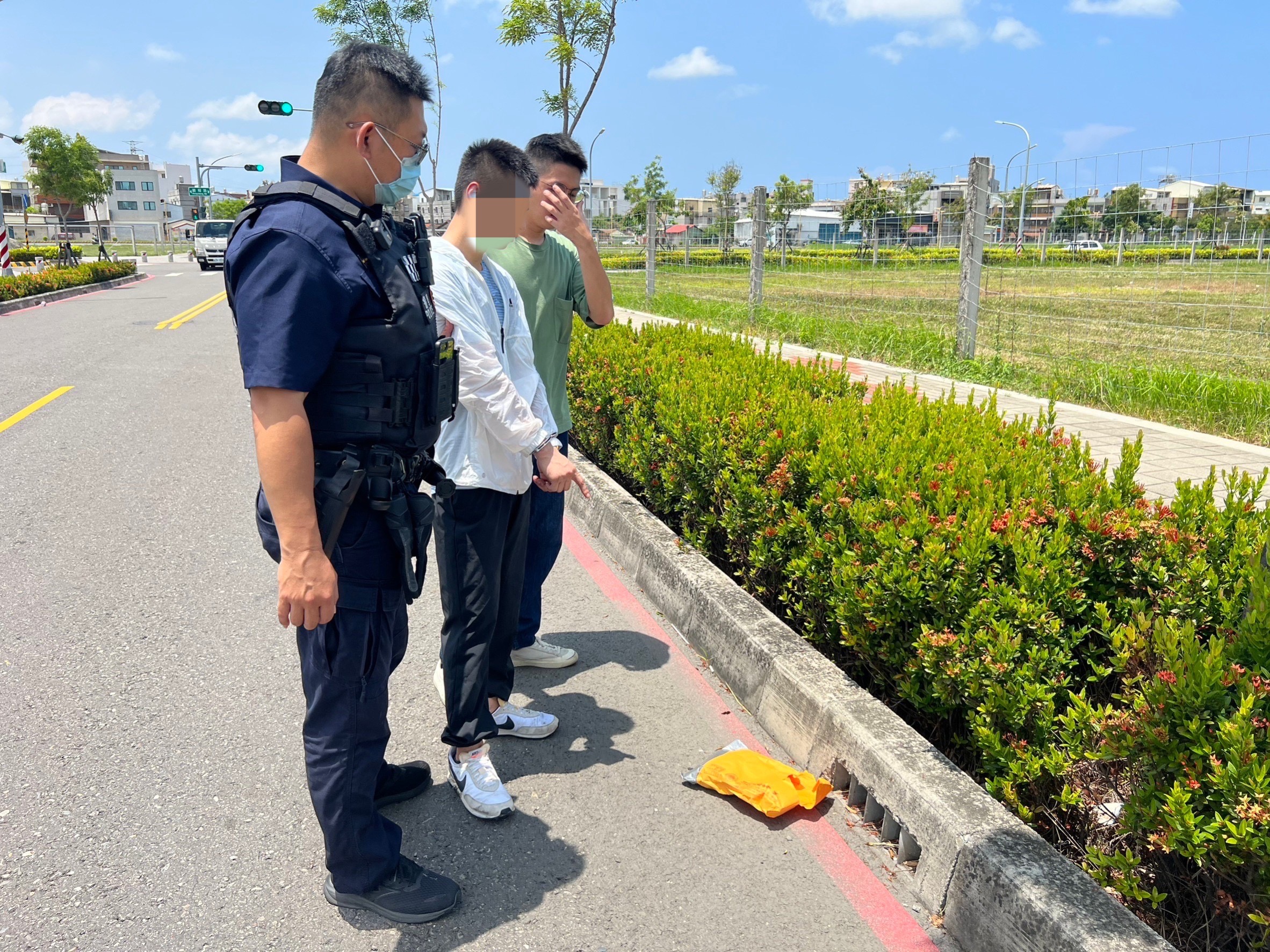 假檢警遇真警栽了！岡山勇警埋伏追捕負傷逮車手