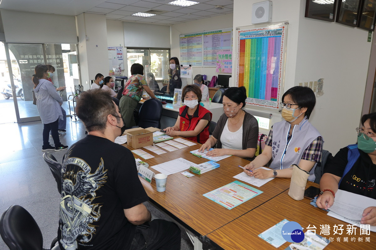 投縣新住民聯合服務機動櫃檯啟動,提供全方位可近性服務。