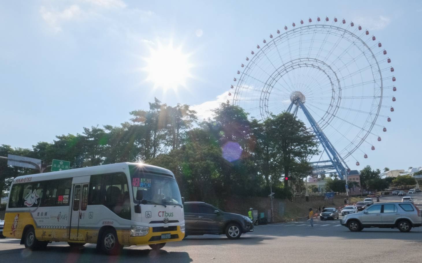 暢遊台中免開車!觀光巴士4+2 山海屯都好好行 304 暢遊台中免開車!觀光巴士4+2 山海屯都好好行 303