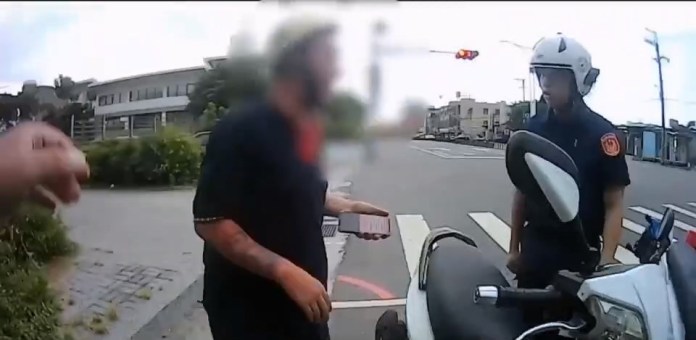 (緝捕片)淡水慣竊1個月連偷2機車 落網說詞都一樣「我是借騎」 64 413 4 | 社會 社會 記者爆料網