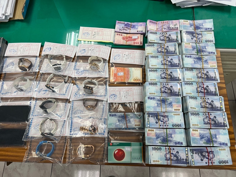 物流業者兼職地下匯兌　南打選前掃蕩防境外資金穿梭兩岸 277