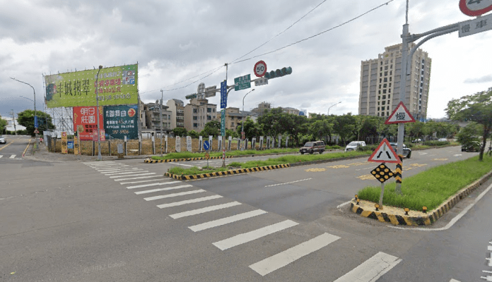 (追撞片)桃園轎車未保持「安全距離」 直接親下去造成事故發生 68 image 18 | 社會 社會 記者爆料網