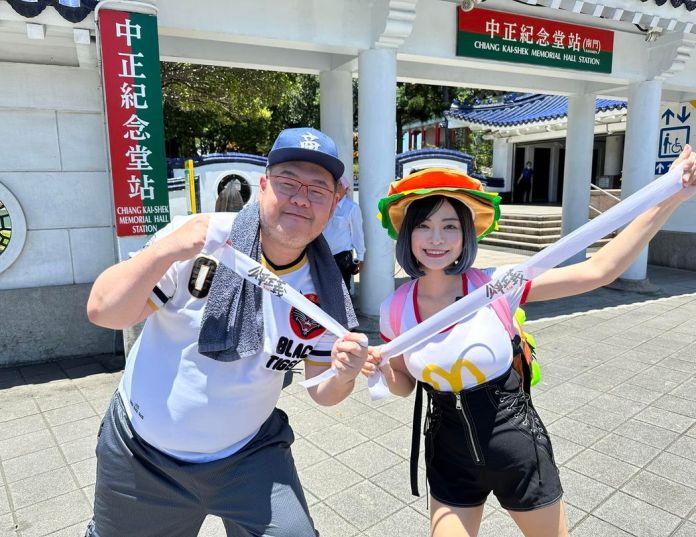 四叉貓直擊716遊行提6大心得 指這個人是「票房毒藥」 71 361094297 844310620386328 949044619820573583 n | 政治 政治 記者爆料網