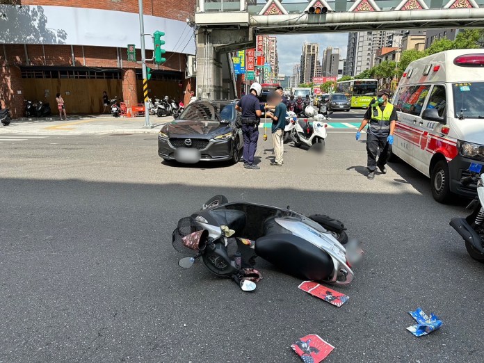 (追撞片)新莊醉男酒後上路追撞前方女騎士 酒精檢測一吹爆表1.38 73 411 11 | 社會 社會 記者爆料網