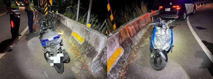 (騎經片)無照少年騎車夜遊 衝第一自撞護欄瀕死救回 75 514 | 社會 社會 記者爆料網