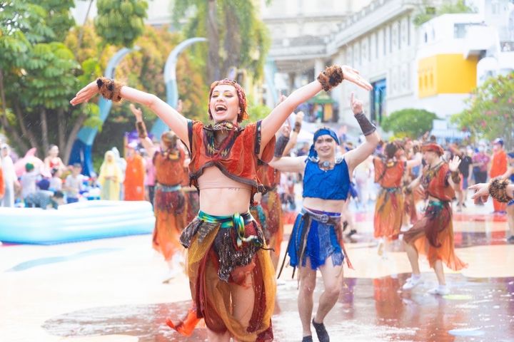 夏季旅展中,高雄觀光圈的「一番賞」驚喜禮,包括義大遊樂園門票等各項大獎。 圖:茂管處/提供