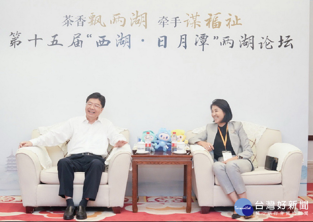 許縣長帶團參加兩湖論壇。(縣府提供)