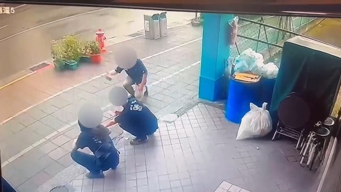 (投石片)書是讀到哪去?白俄男博士認態度不佳理論攜磚丟擲店員 72 111 9 | 社會 社會 記者爆料網
