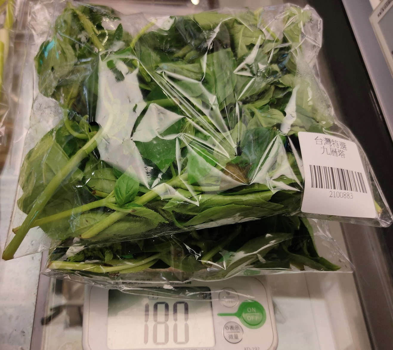 時時香、欣葉台菜、美福食集都出包！ 北市抽驗蔬果農藥12件超標 241