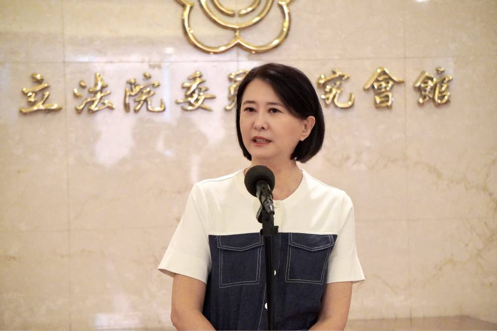 侯遭噓、柯成共主?! 王鴻薇分析2原因 244 侯遭噓、柯成共主?! 王鴻薇分析2原因 243