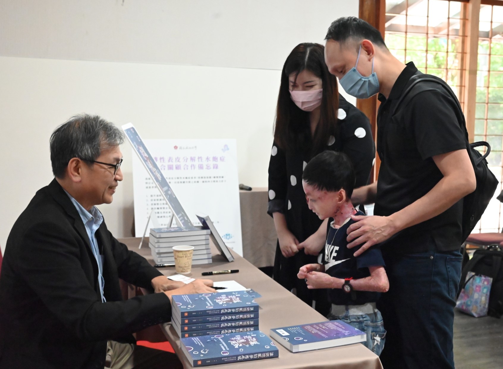 泡泡龍永續照護新篇章 成大與三企業簽署合作備忘錄