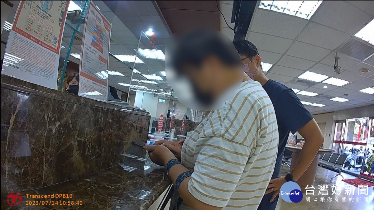 台中張姓婦人接獲自稱其表姐來電，並商借80萬元籌辦婚禮。