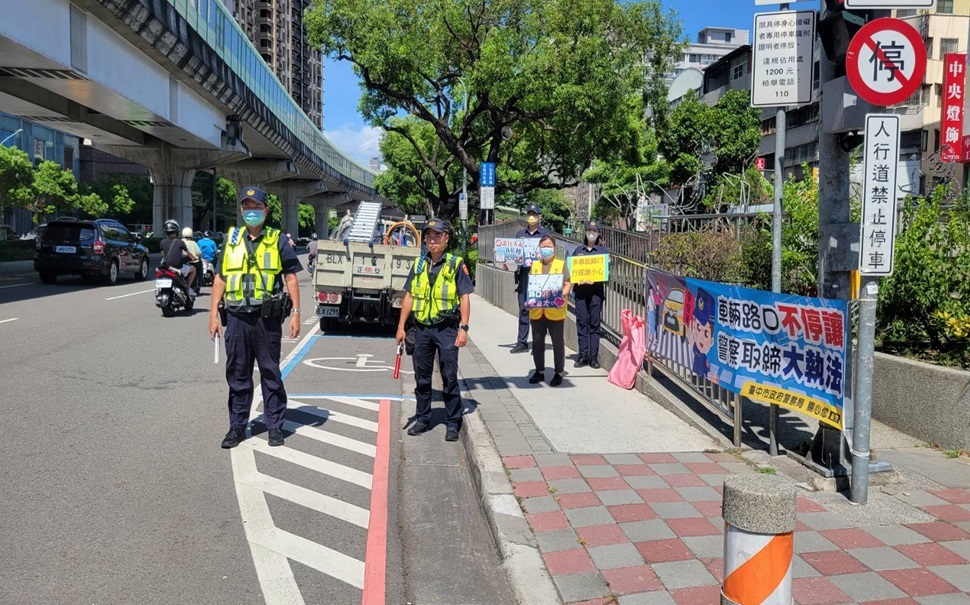 ▲圖說：警方持續加強行人高發事故路口執法，降低行人事故            （圖／台中市政府提供）