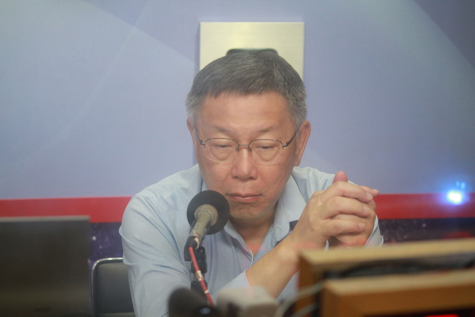 自評是「有證據就能改」的科學家 柯文哲:賴清德像宗教家 230 民眾黨總統參選人柯文哲接受廣播節目專訪。(方炳超攝)