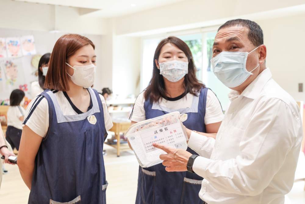 回應郭台銘「一中各表」談判框架 侯友宜:守護中華民國信念一致 250 回應郭台銘「一中各表」談判框架 侯友宜:守護中華民國信念一致 249