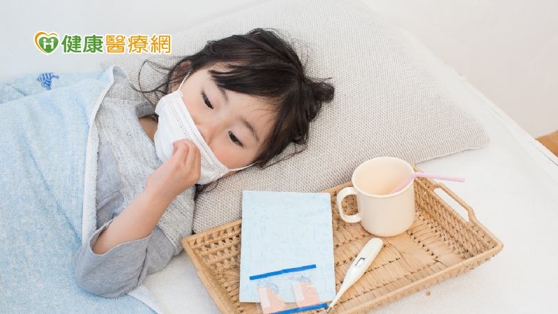 流感降溫但重症數未減!1女童併發腦炎入ICU 兒童應留意腦炎警示徵象
