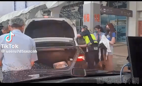 身材火辣新住民腳踩毒咖啡包想通關 航警一眼看穿「腳底怪怪的」 63 2023 07 19 173832 | 社會 社會 記者爆料網