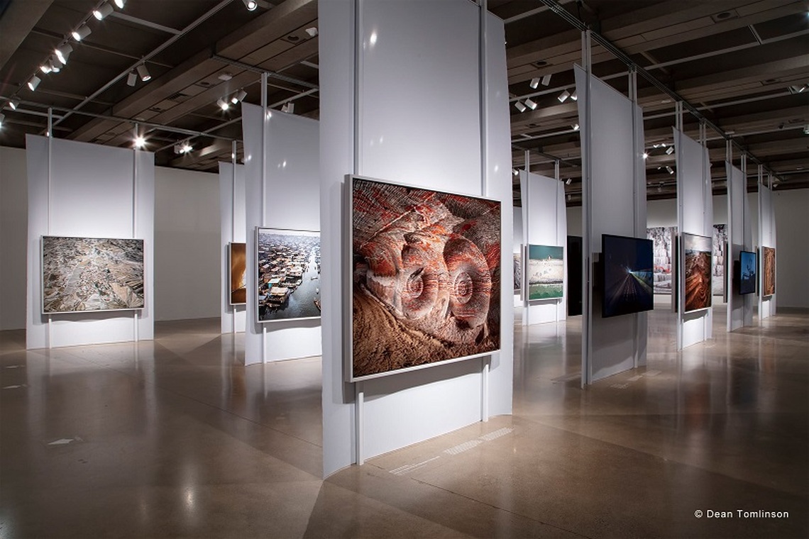 看見地球的美麗與哀愁 高美館8月特展《人類世》壯闊登場 早鳥8/1啟售