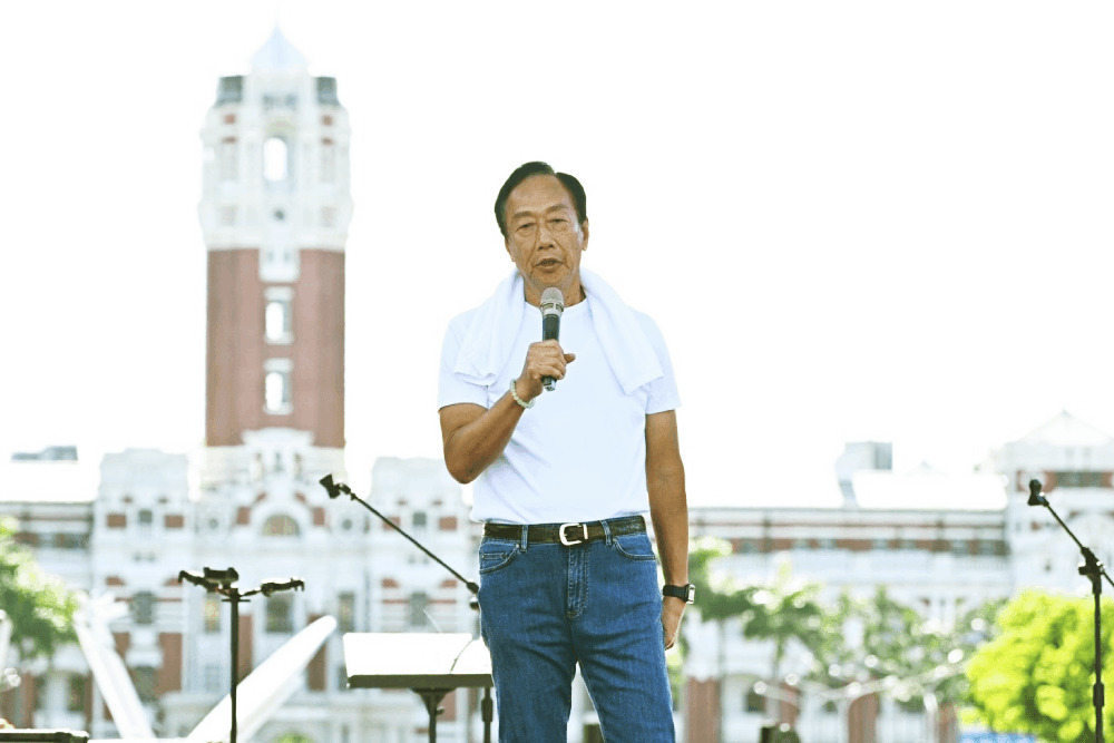 左關心農產運銷右轟賴清德信口開河 郭台銘曝8月提「強國之策」 241