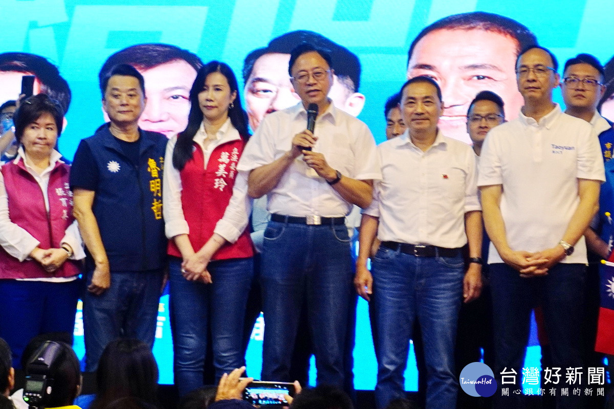 桃園市長張善政呼籲複製桃園勝選經,政黨輪替,讓台灣更好。