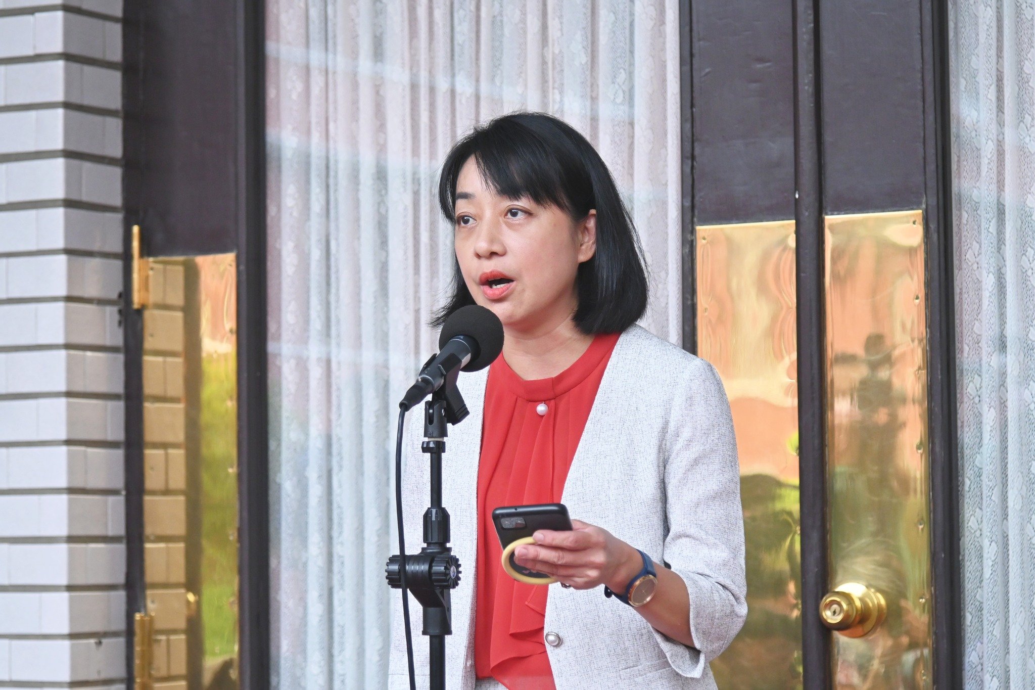 王婉諭21日痛批中壢警方辦案手法荒唐,害少女被性侵。翻攝王婉諭臉書