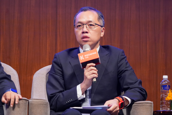 《WHATs NEXT》銘傳大學金融科技學院副教授兼主任林盟翔:使用 AI、運用區塊鏈服務的時候不要忘記「人性」