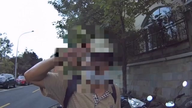 愛妻罹病驟逝 內湖警替老翁尋回老伴生前常騎機車 62 512 14 | 社會 社會 記者爆料網