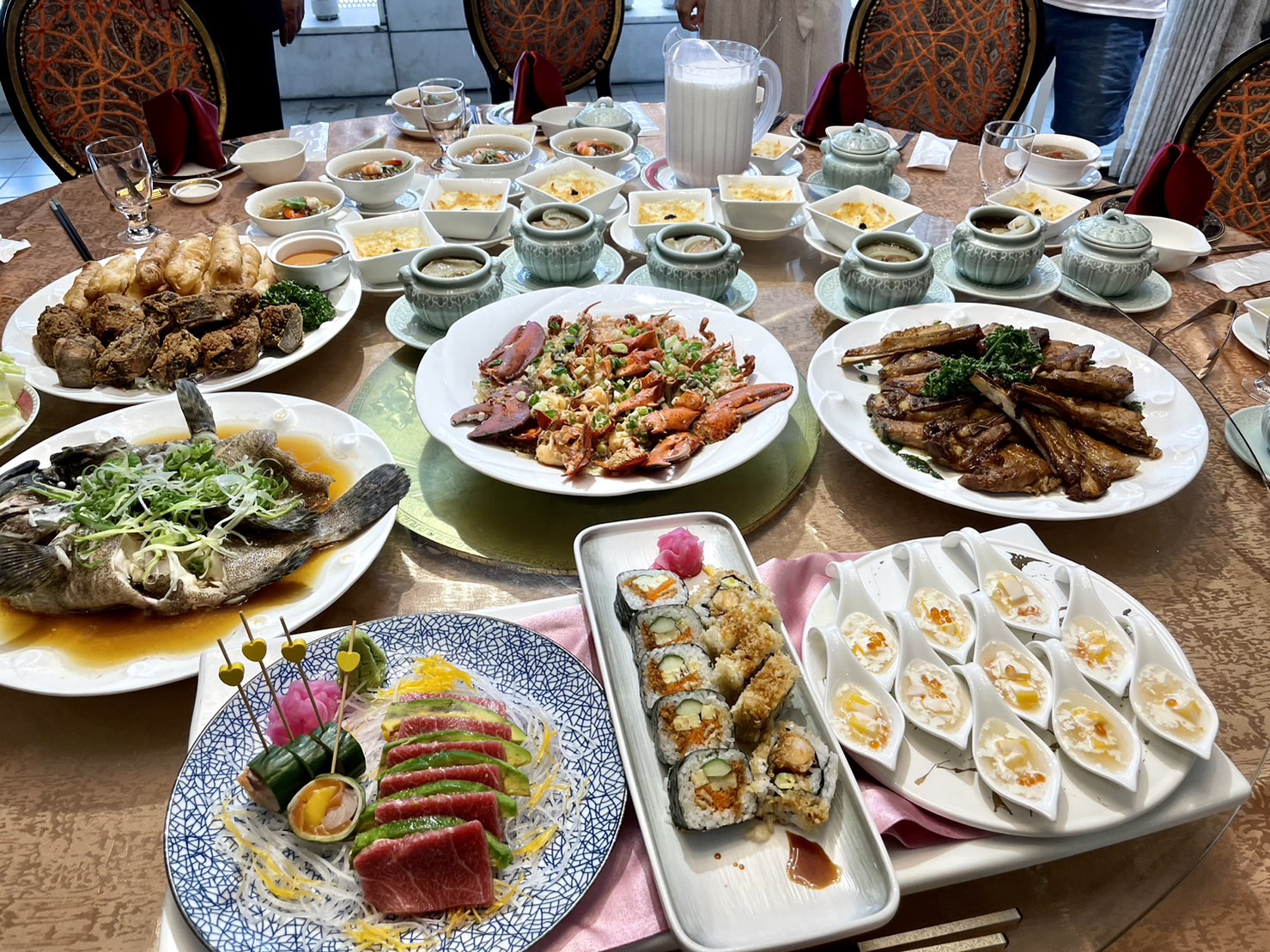 台中大墩路台南担仔麵 88節豪華海鮮桌菜一起寵愛爸爸 台中大墩路台南担仔麵 88節豪華海鮮桌菜一起寵愛爸爸