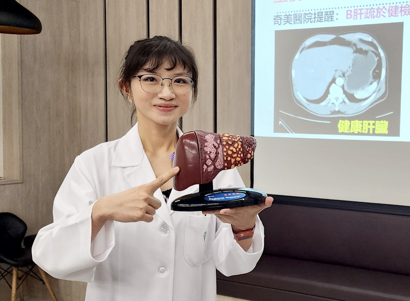 不菸不酒卻「肝冒7公分大腫瘤」 她被醫師揪出全因為少做一件事 265