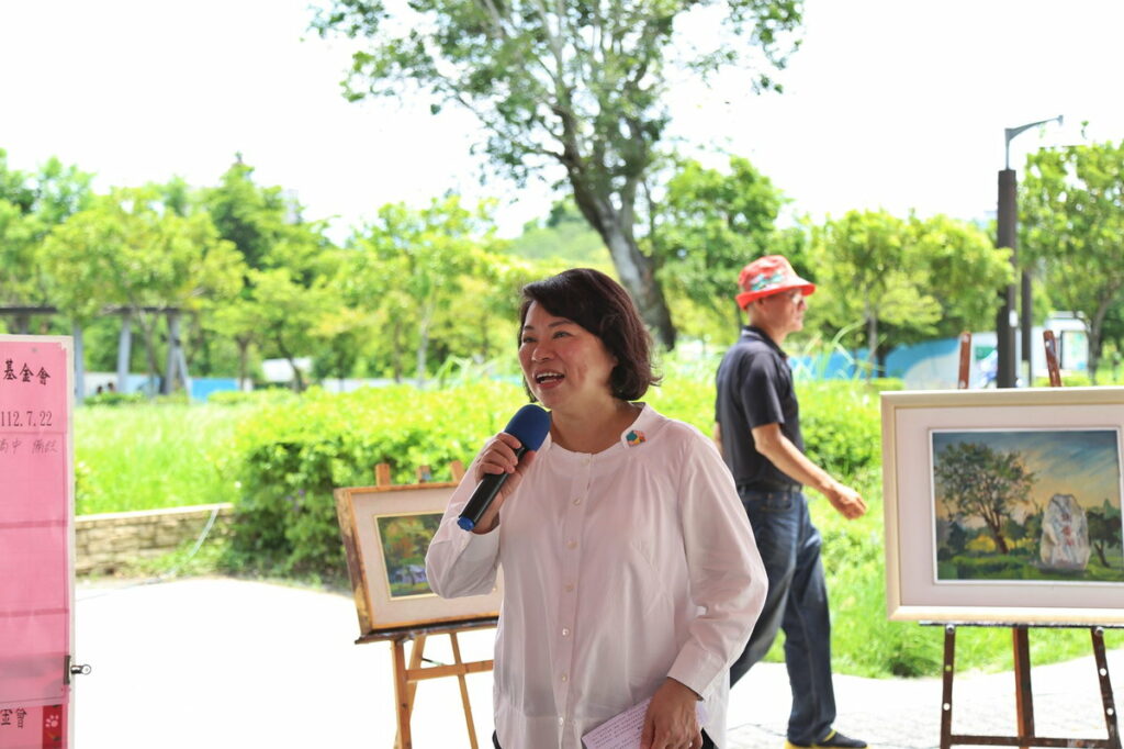 嘉義北回文化藝術基金會「嘉義心諸羅情-我愛北香湖」寫生比賽 黃敏惠市長到場鼓勵