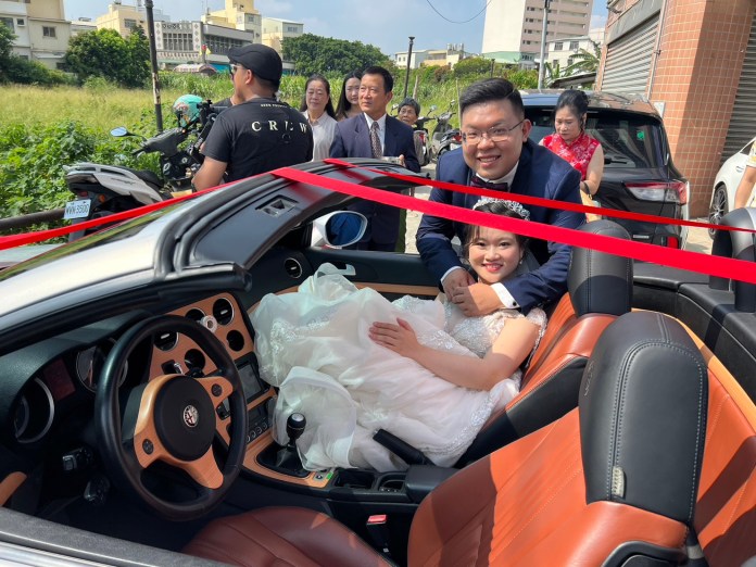 愛快羅密歐車迷 實現義大利愛情與夢想浪漫婚禮 54 愛快羅密歐。記者爆料網