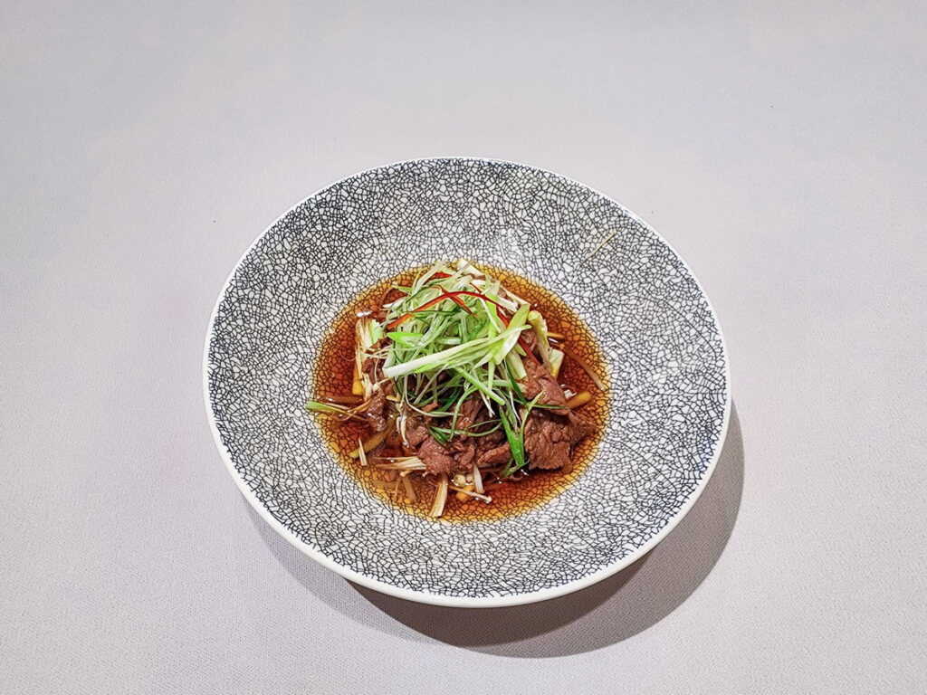 白灼台灣溫體牛。