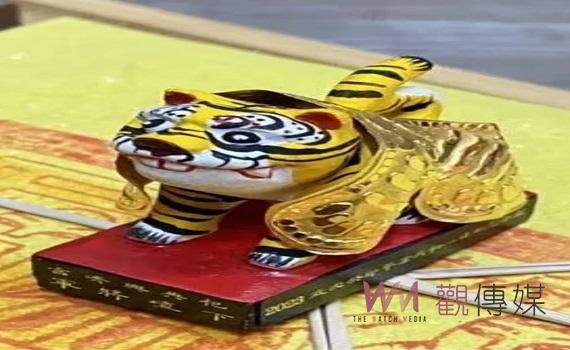 台南市祀典興濟宮「乞虎・祈福」活動 160人爭迎小虎爺
