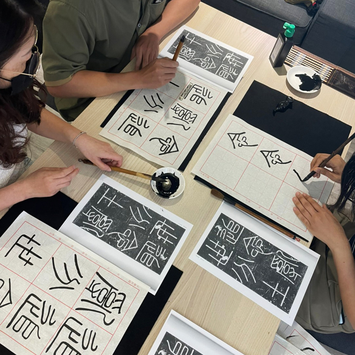 漾新聞|文化局推手作體驗 帶你「駁二勇手作」植物拓染、洗愛玉、創意書法