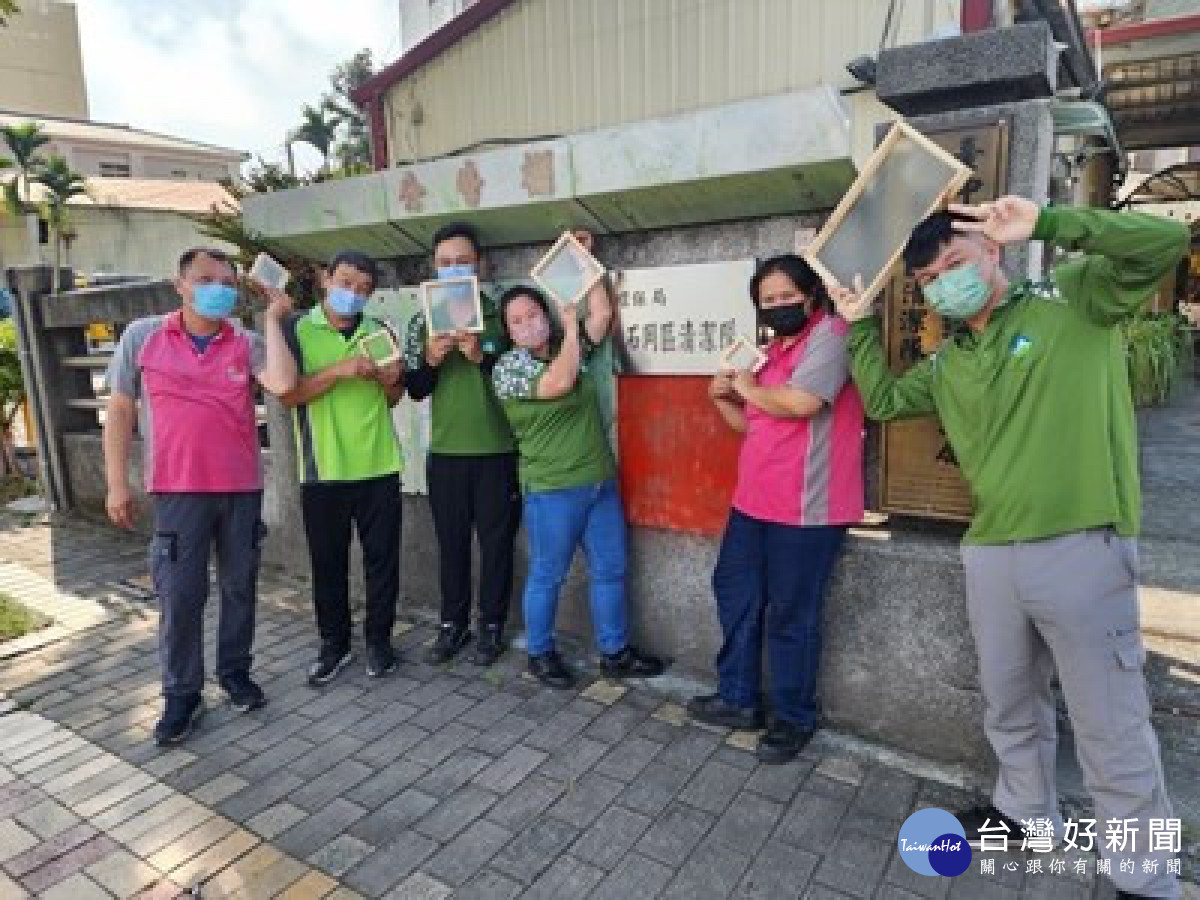 石岡區清潔隊製造框飾俱作的幕後英雄