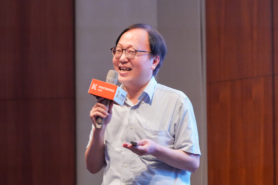 《WHATs NEXT》環球睿視執行長蘇育民:善用語意語音AI軟硬整合,打造無接觸免動手之未來世界