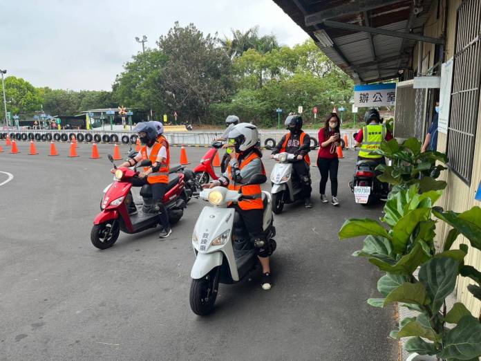 中部地區機車駕訓考照 申請補助還可抽獎 51 228354 | 生活 生活 記者爆料網