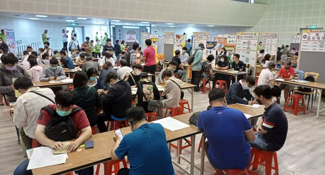 高雄現場徵才活動逾2000個工作機會 7/29上午龍華國中登場