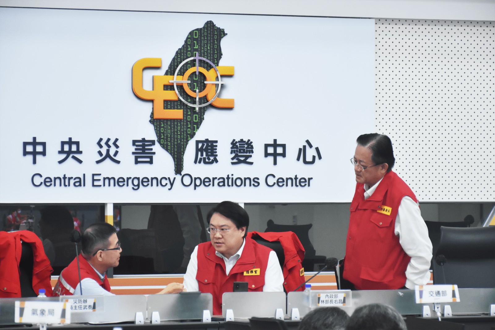 杜蘇芮逼近 林右昌籲民莫輕忽「各縣市加強防颱整備」 268 杜蘇芮逼近 林右昌籲民莫輕忽「各縣市加強防颱整備」 267