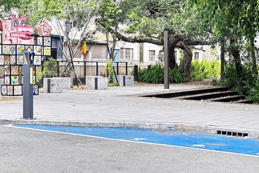竹市全國首開辦 8/1起試辦裝卸貨停車格智慧停車柱開單及科技執法 304 竹市全國首開辦 8/1起試辦裝卸貨停車格智慧停車柱開單及科技執法 303