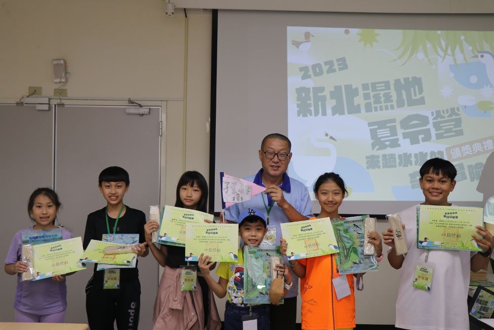 完成兩日營隊活動證明。〈高灘處提供〉