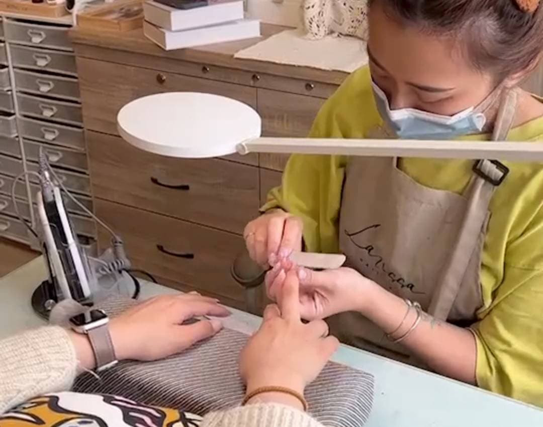 Larissa Nail提供多元美學服務。