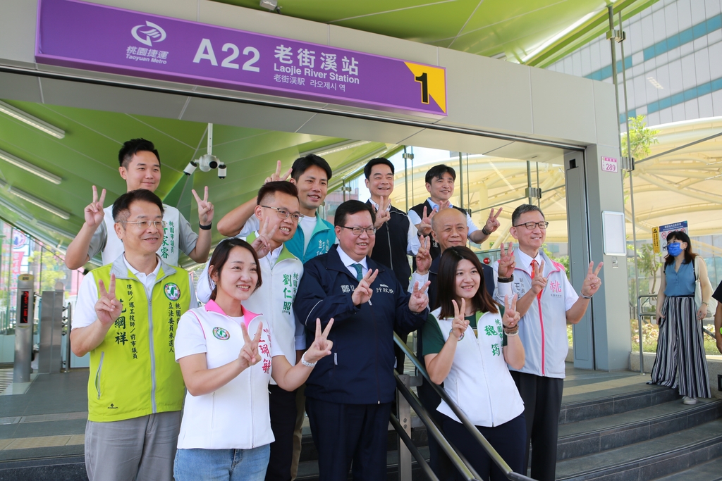 行政院鄭文燦副院長視察機場捷運延伸至A22（老街溪）站（圖：交通部鐵道局）