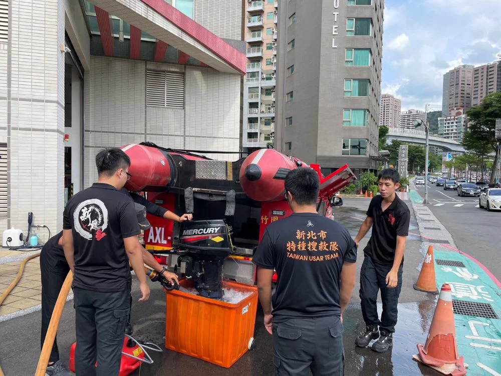 消防局加強各項防颱整備。〈消防局提供〉