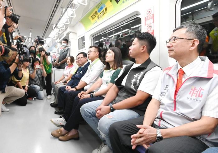 鄭文燦視察機場捷運 A22老街溪站7/31正式通車