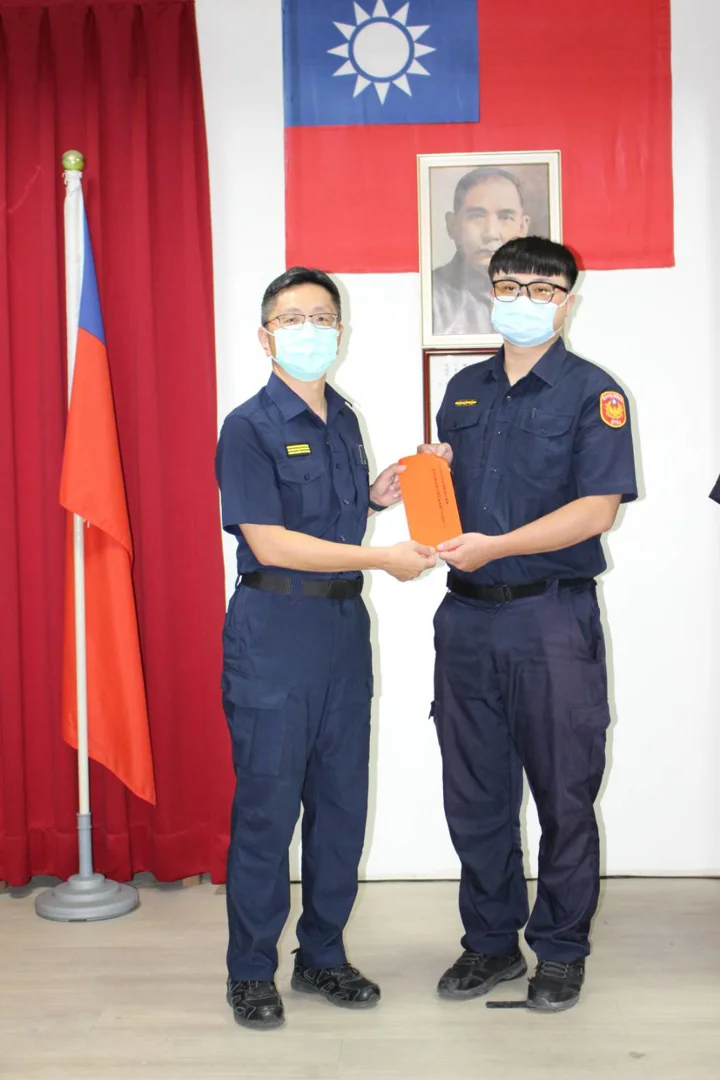 本次當選分局查尋失蹤人口績優員警成功派出所陳子健。(記者謝榮浤翻攝)
