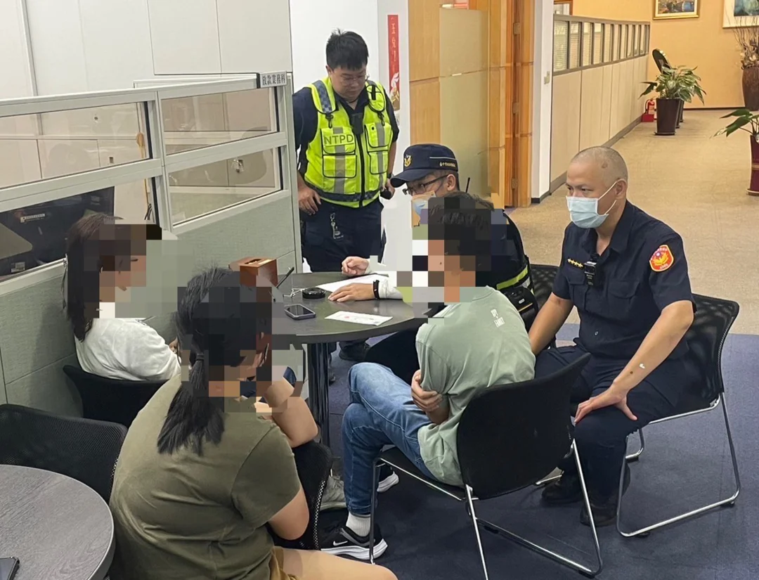 女子臨櫃急匯110萬投資｜警偕熱心行員苦勸終阻詐