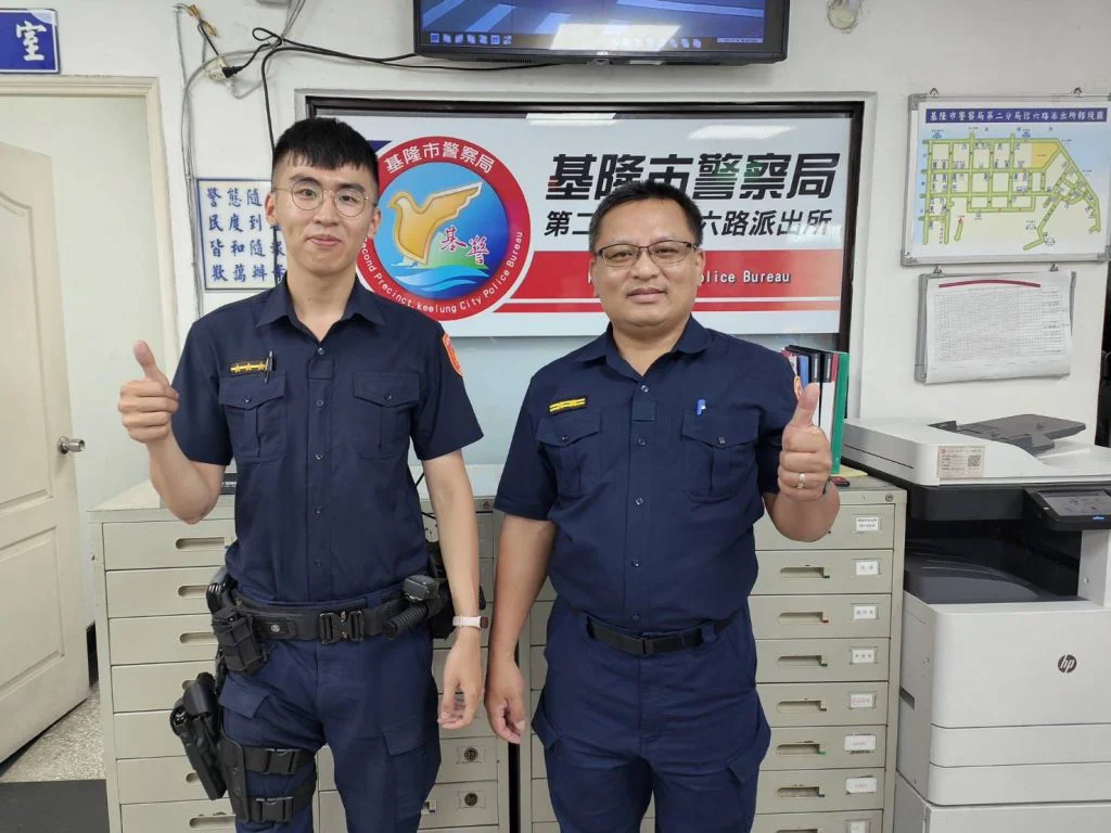 假檢警誆女買黃金 | 真基警費唇舌阻詐