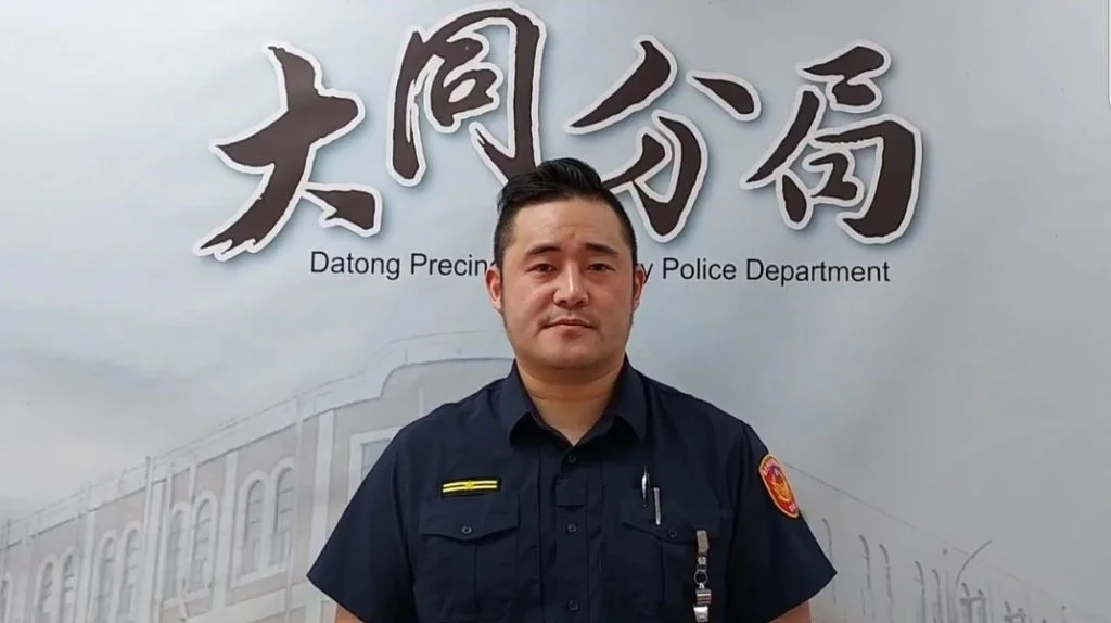 聯結車轉彎內輪差險釀禍 | 大同警喝令停車避憾事